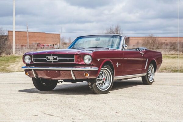 Ford Mustang, compie 60 anni l’iconica muscle car americana