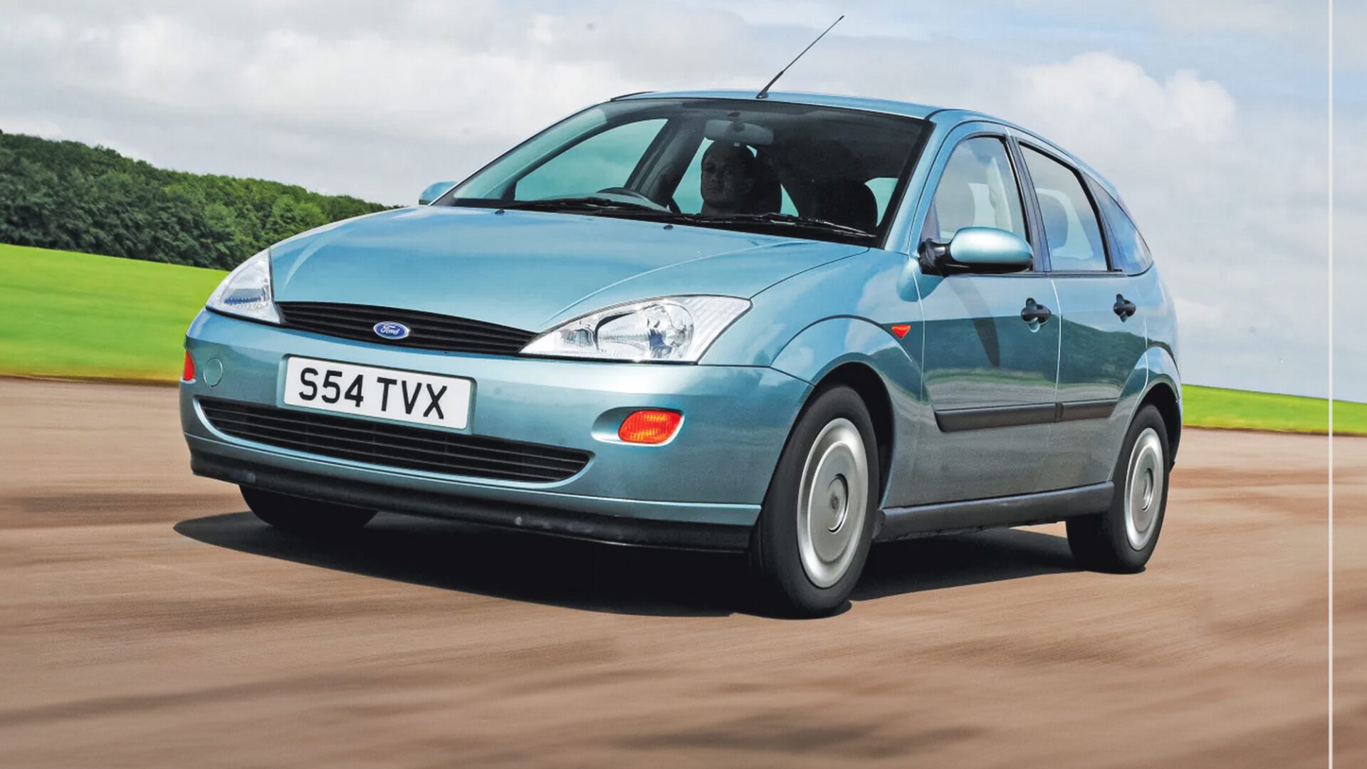 Ford Focus, nozze d’argento per la berlina dell’ovale blu