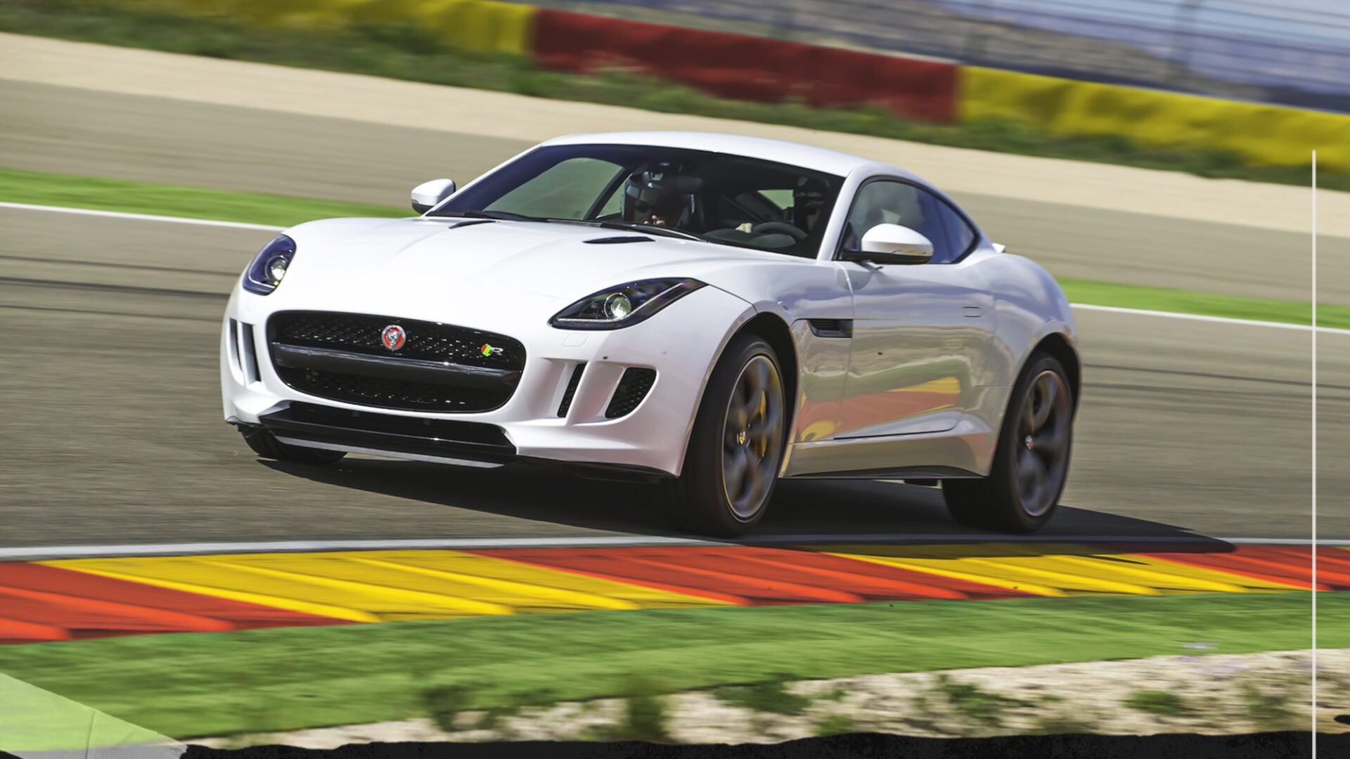 Jaguar F – Type, erede spirituale della E- Type